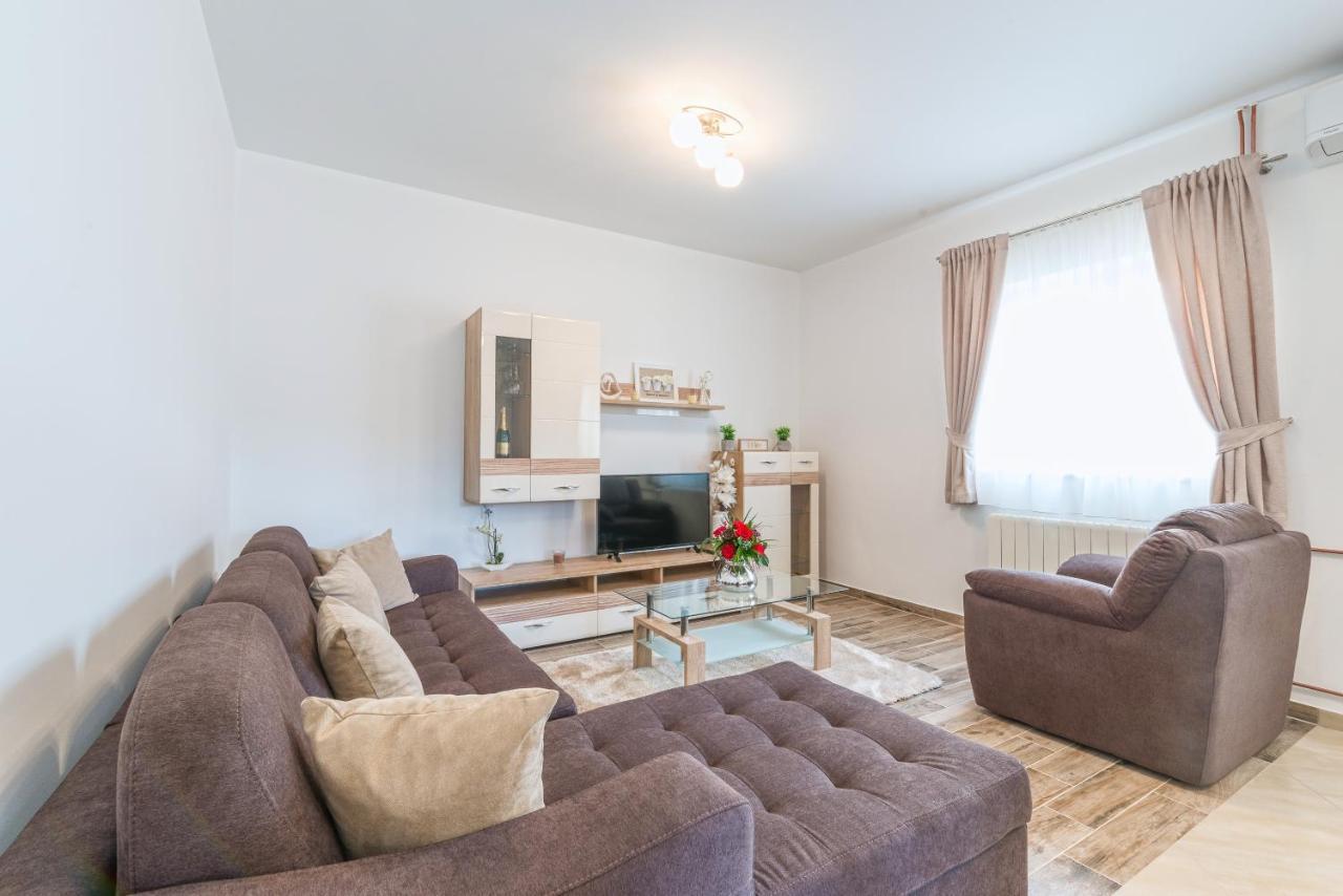 Apartman Tea Privlaka  Exterior foto