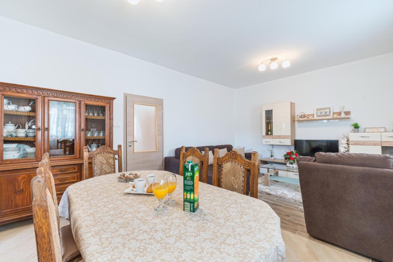 Apartman Tea Privlaka  Exterior foto