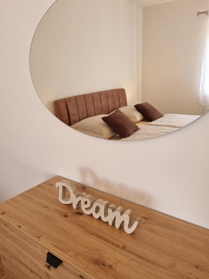 Apartman Tea Privlaka  Exterior foto